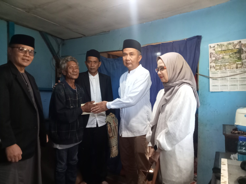 Pj Gubernur Jabar Bey Machmudin Rayakan Idul Adha di Desa Jayagiri, Serahkan Bantuan dan Soroti Kesejahteraan Warga